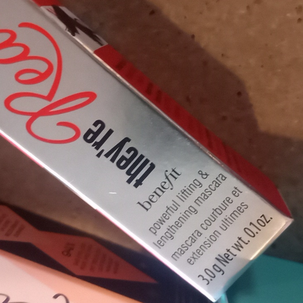 Benefit bundle - Picture 4 of 8